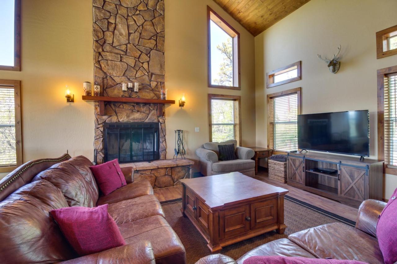 Hilltop Hideaway In Show Low With Mountain Views! Exterior photo